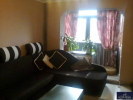 apartament-3-camere-confort-2a-decomandat-in-ploiesti-zona-vest-dinu